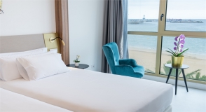 Oferta Relámpago a pie de playa en Santa Cristina, Oleiros. Hotel Faranda Rías Altas