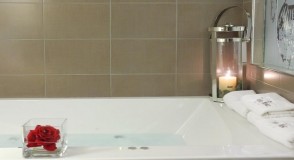 Oferta romántica en suite con hidromasaje Galicia | Hotel Torre de Nuñez, Lugo