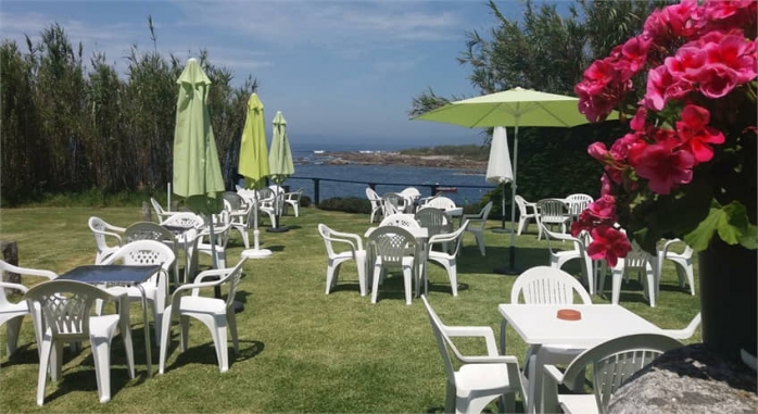 Casa Puertas Oia Baiona