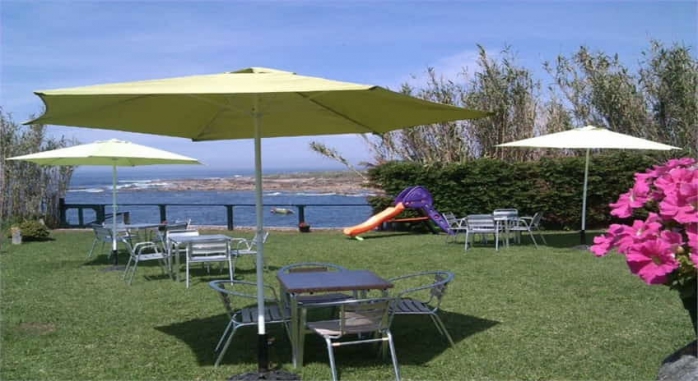 Casa Puertas Oia Baiona