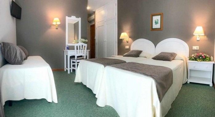 Hotel y Apartamentos Bosque Mar - San Vicente