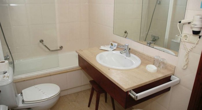 Hotel y Apartamentos Bosque Mar - San Vicente