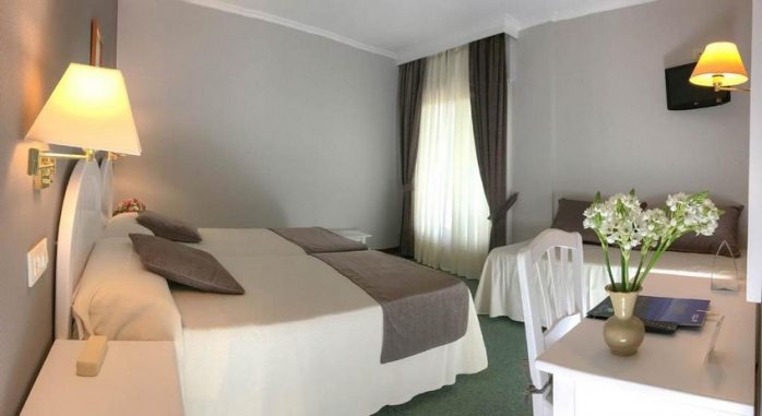 Hotel y Apartamentos Bosque Mar - San Vicente