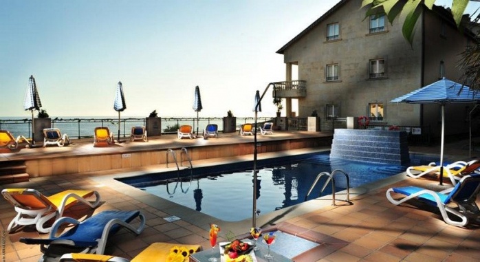 Hotel Talaso Atlantico - Baiona