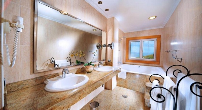 Hotel Talaso Atlantico Baiona