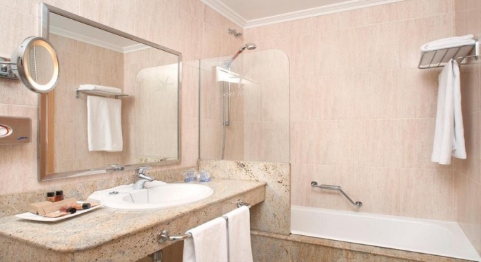 Hotel Talaso Atlantico - Baiona